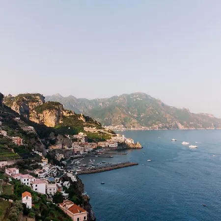 Hébergement de vacances Alone