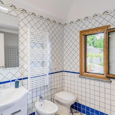 Hébergement de vacances Alone