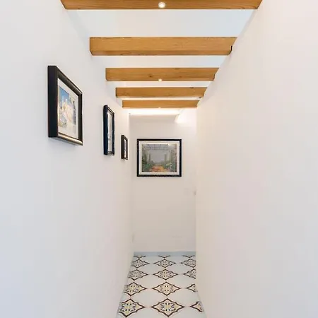 Hébergement de vacances Alone *